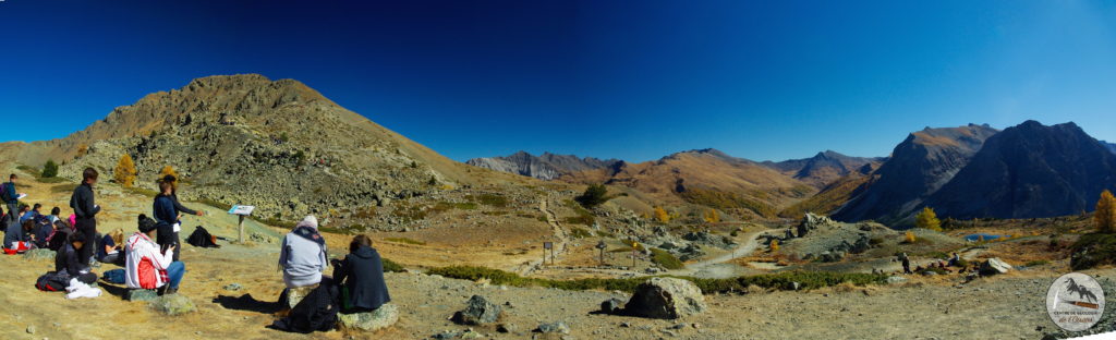 Panorama sur l'ophiolite du Chenaillet depuis la cabane des douaniers.